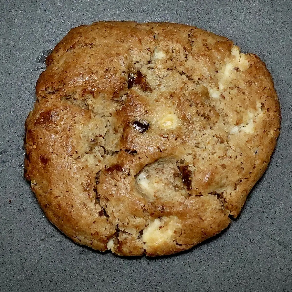White Chocolate Fig Cookie