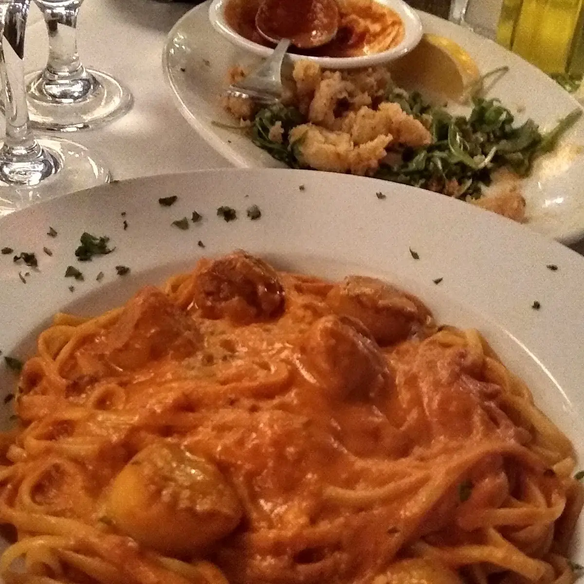 Scallops with Liguinne & Vodka Sauce