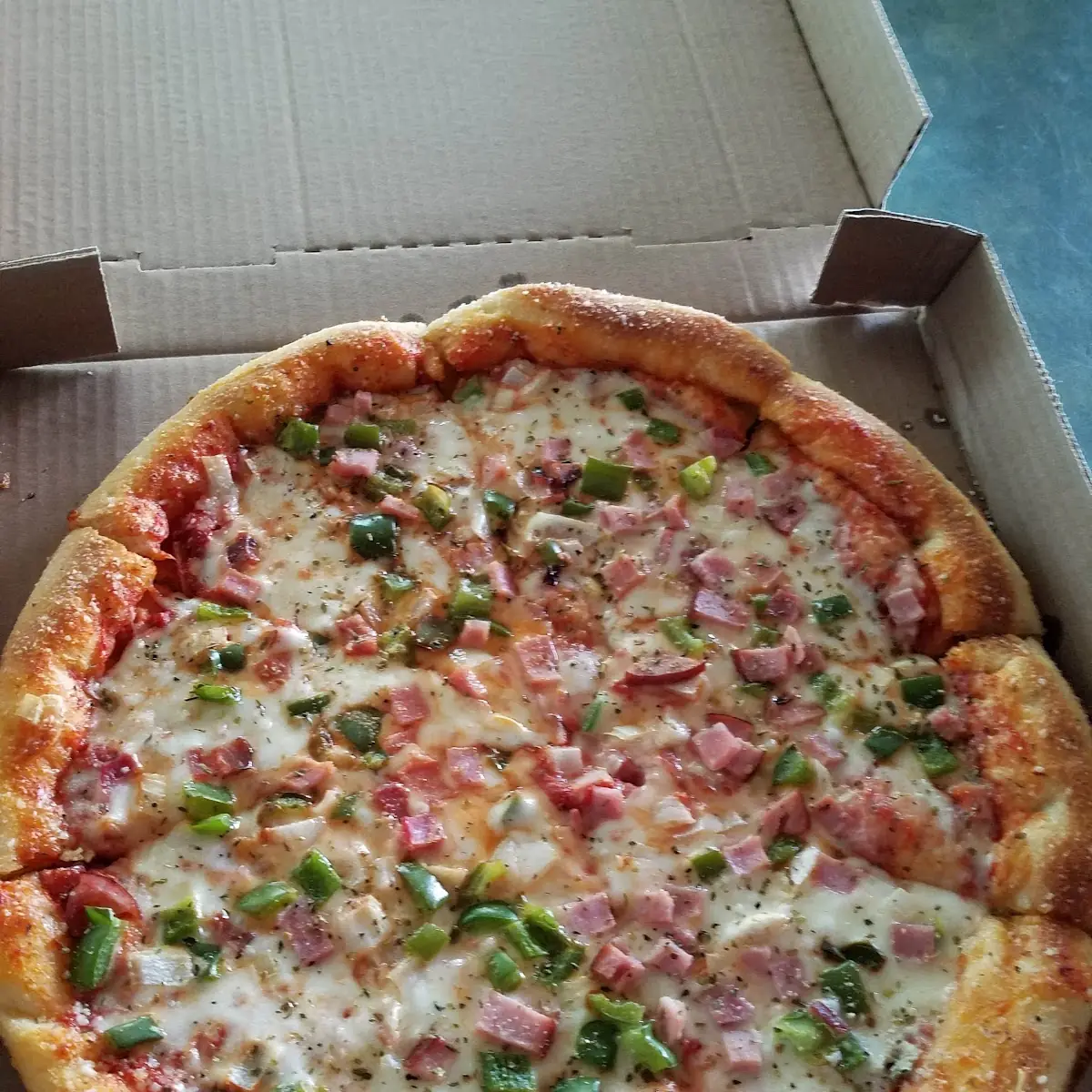 Large Ham Green Pepper & Onion Pizza