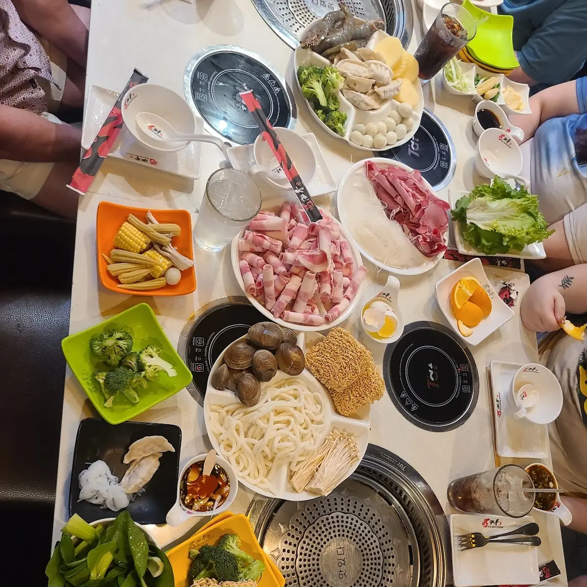 BBQ & Hot Pot