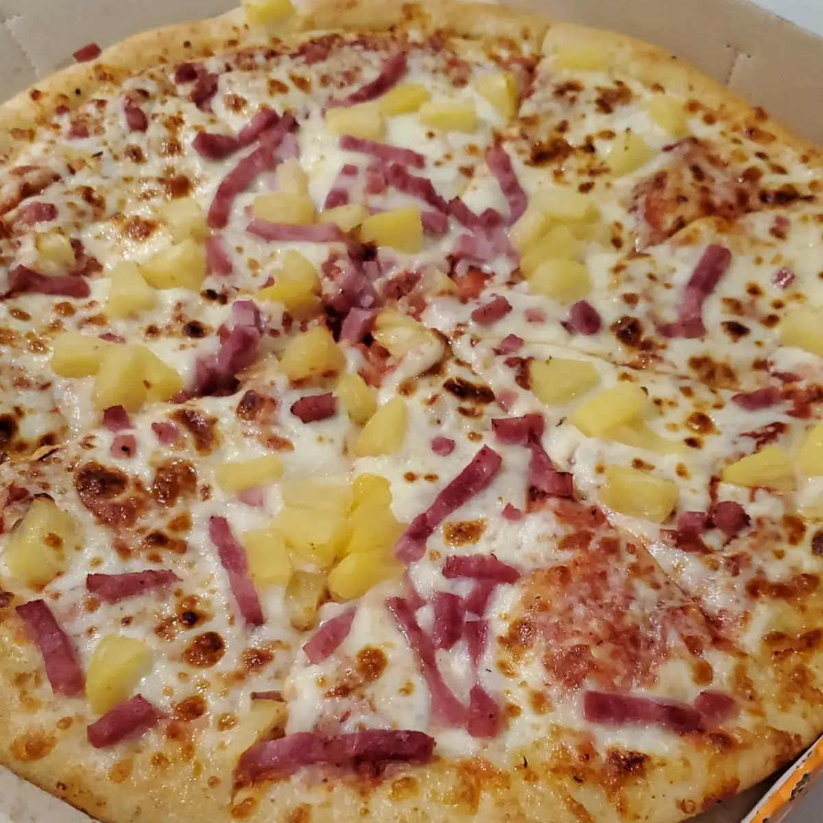 Hawaiian Pizza