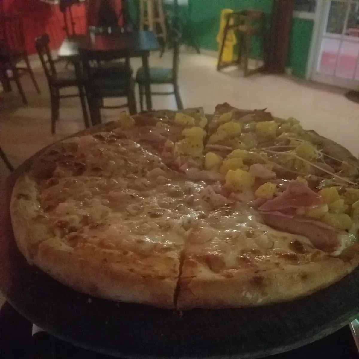 Pizza Hawaii