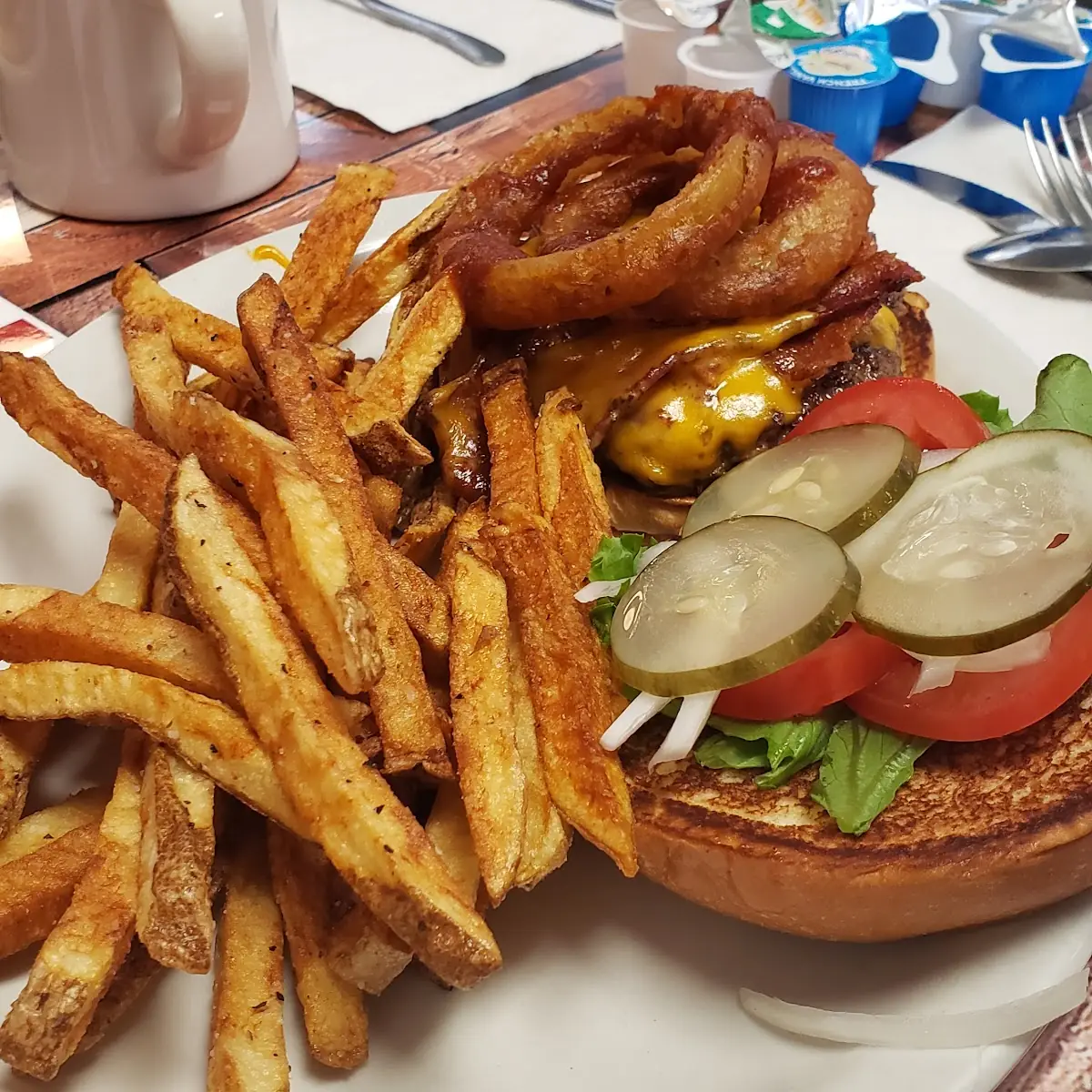 Burger with Onion Rings