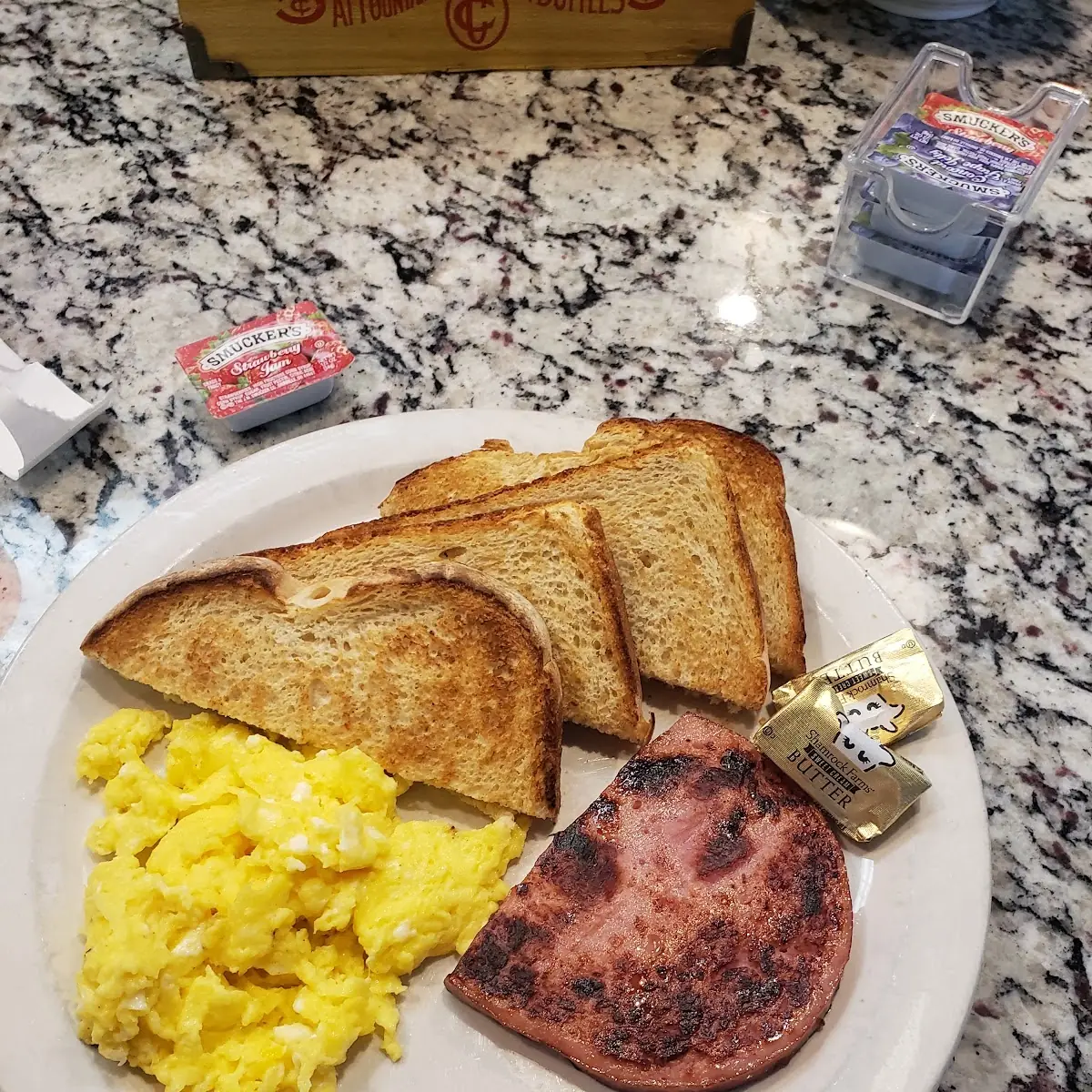 Scrambled Eggs Ham & Toast