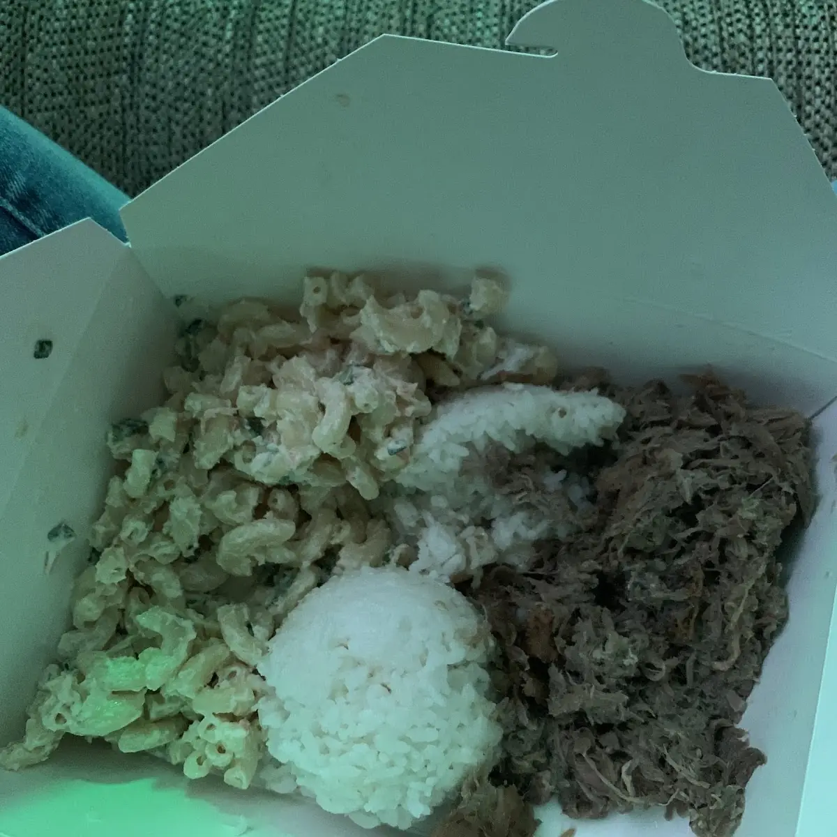 Kahlua Pig with Mac Salad