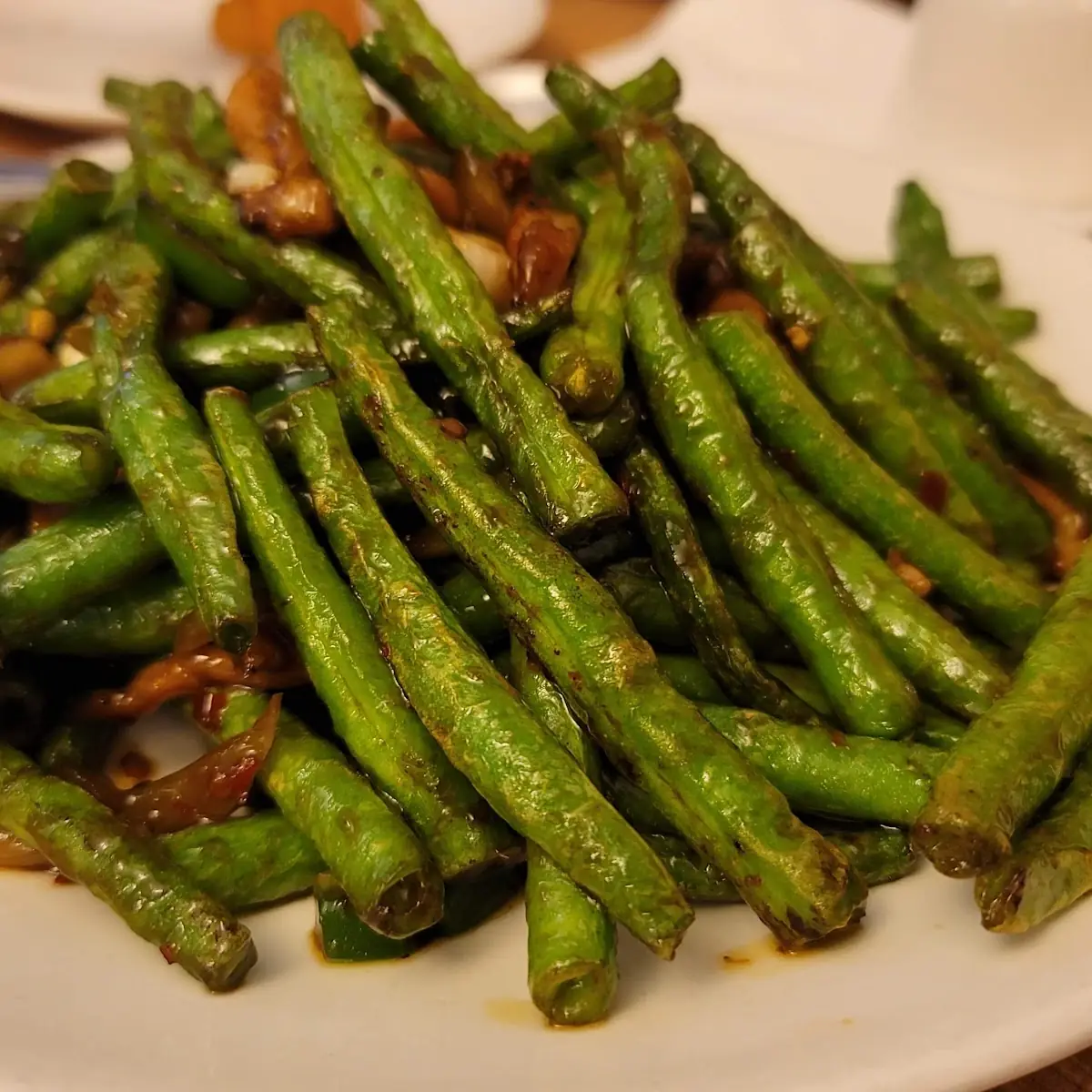 String Beans with Steak Cubes