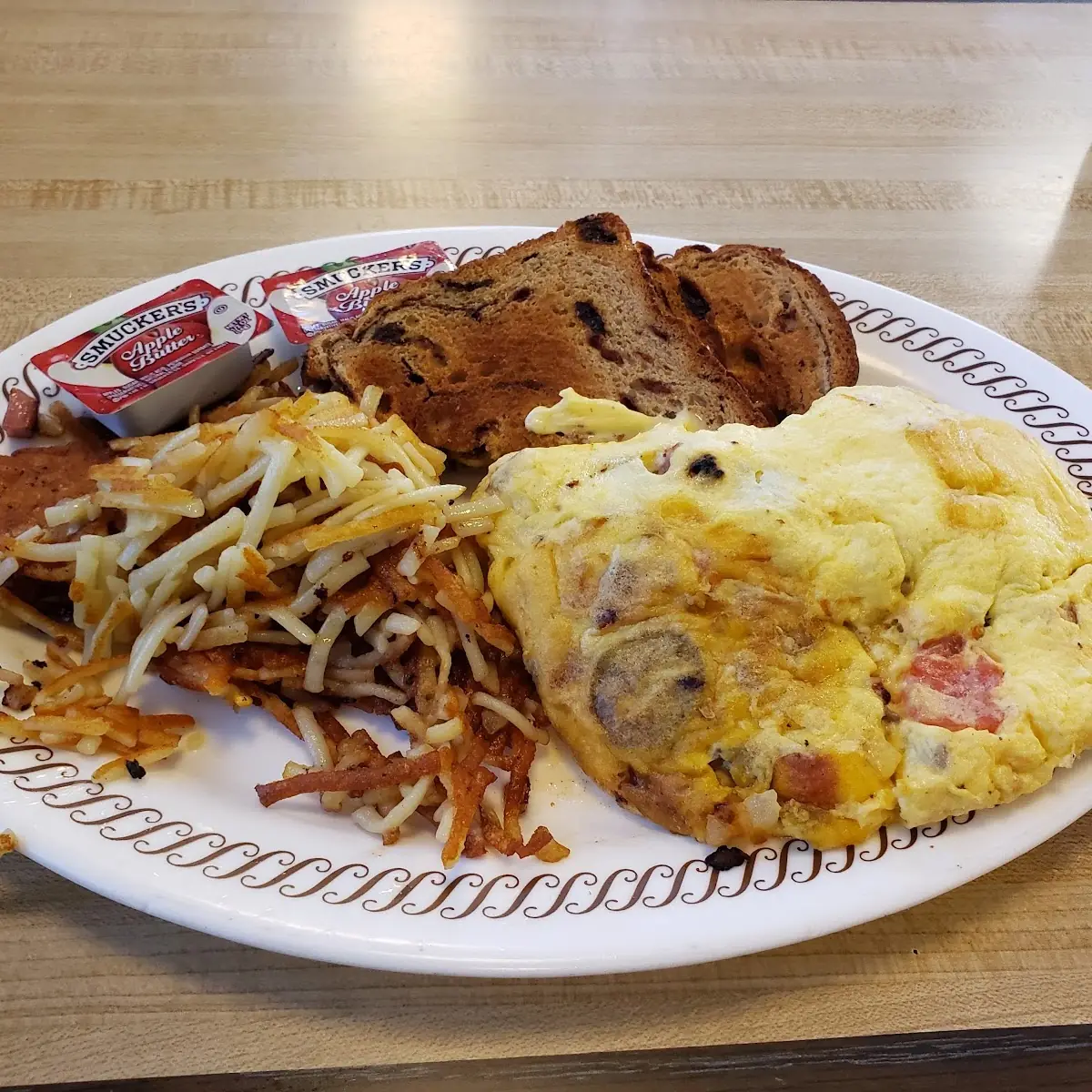 Fiesta Omelette Hash Browns with Toast