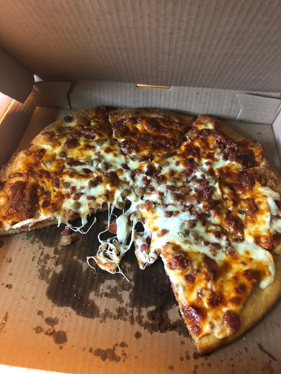 Highlights, Little B's Pizzeria