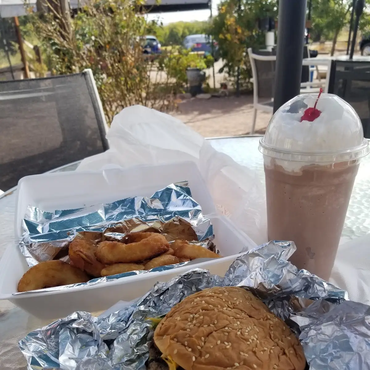 Escondido Burger & Onion Rings with a Shake