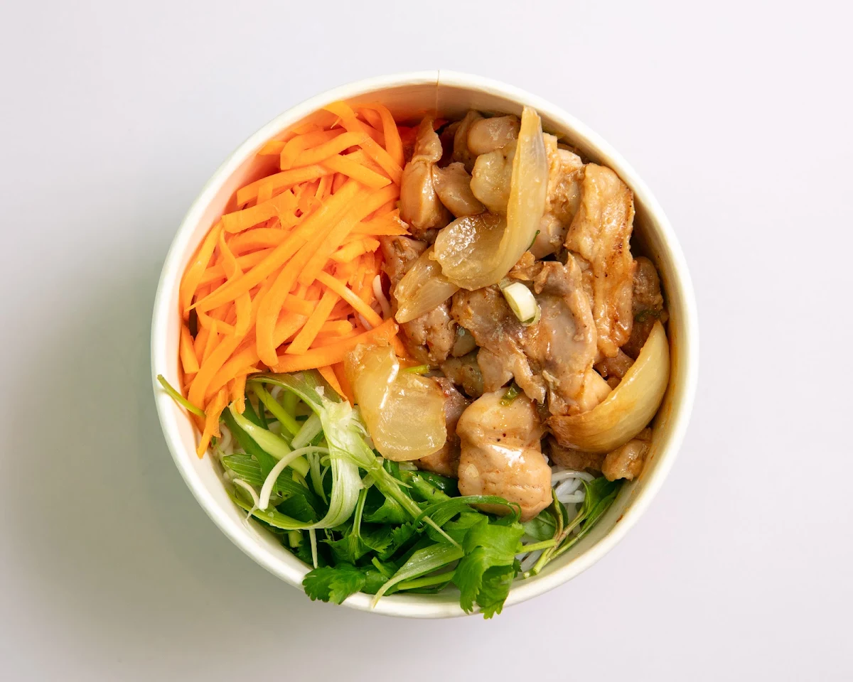 Highlights, Hippo Banh Mi