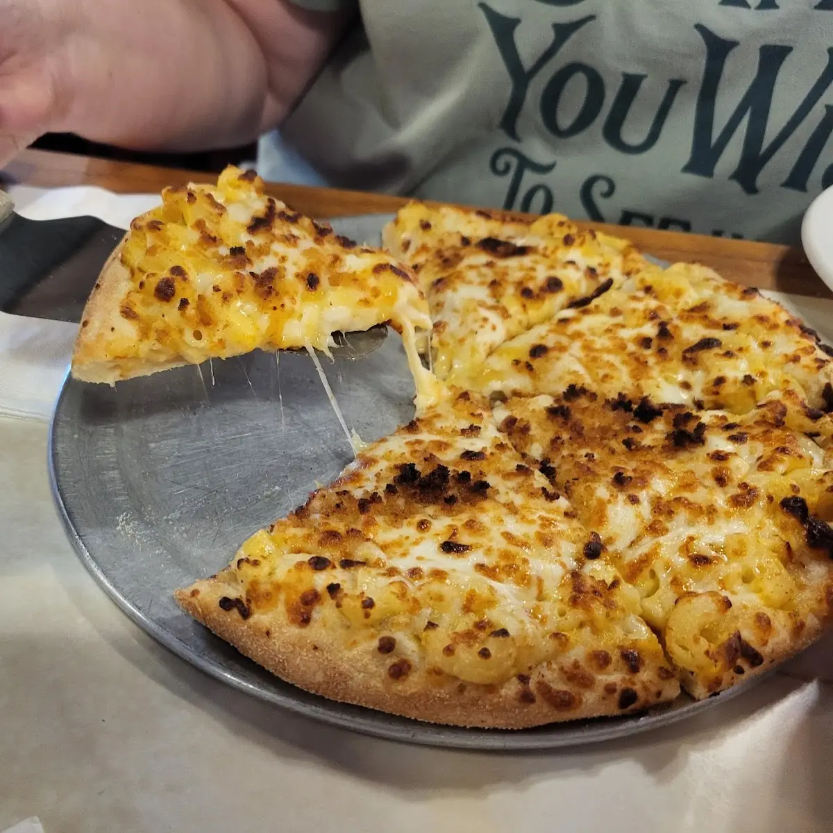 Mac N Cheese Pizza