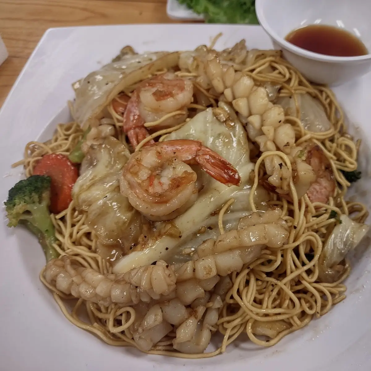 Soft Pan-Fried Egg Noodles with Seafood