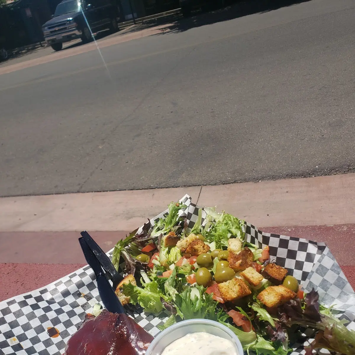 Quarter Rack with Double Side Salad