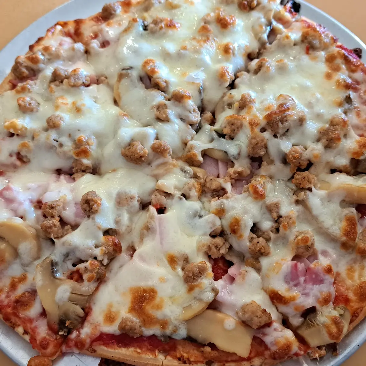 Ham Hamburger Mushroom Pizza