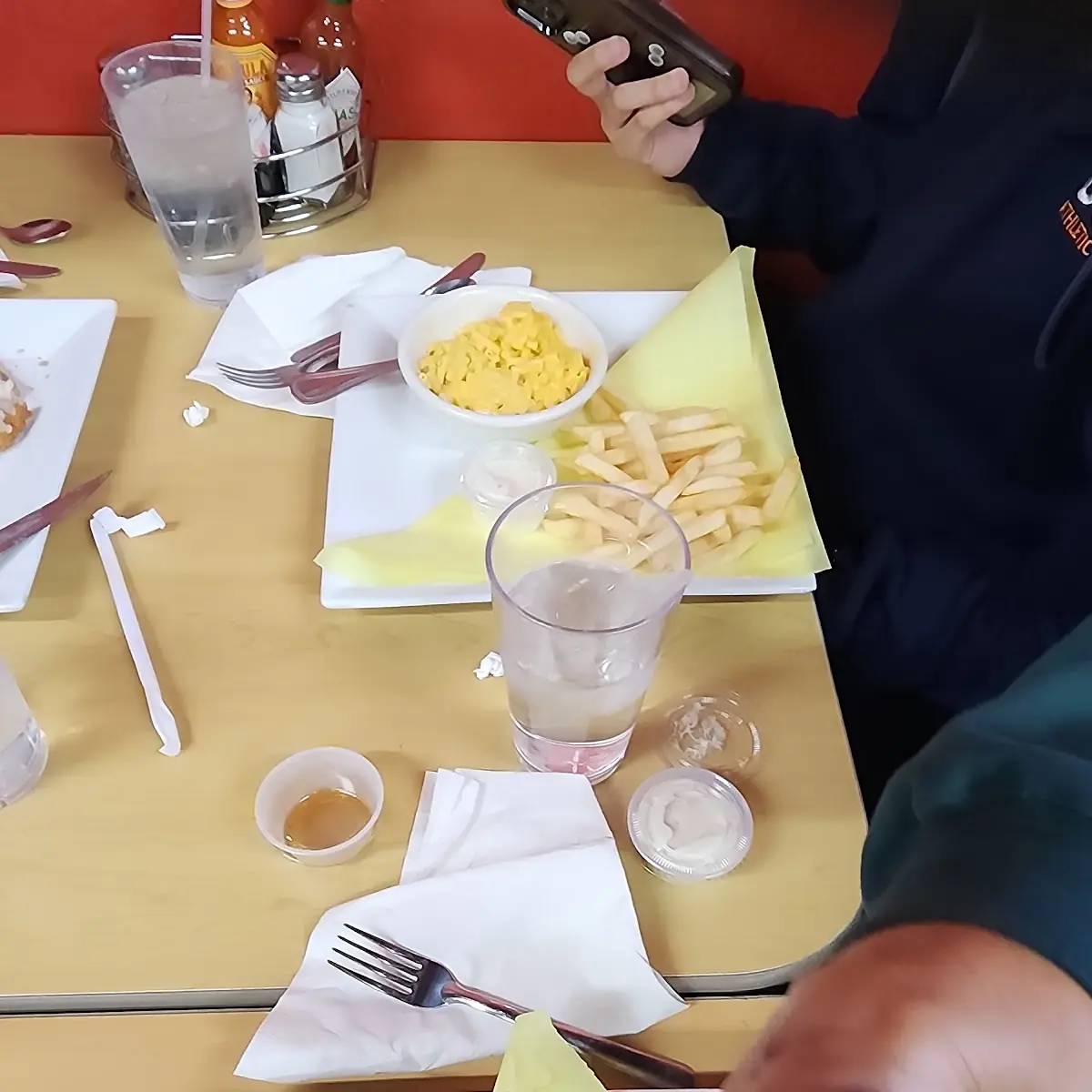 Macaroni Cheese Fries