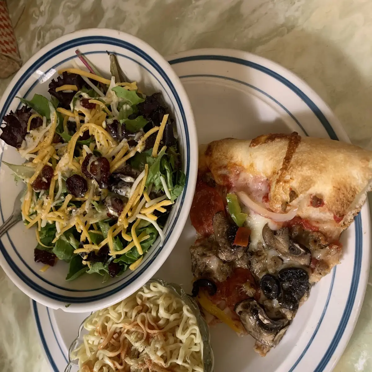 Personal Pizza & 1 2 Salad