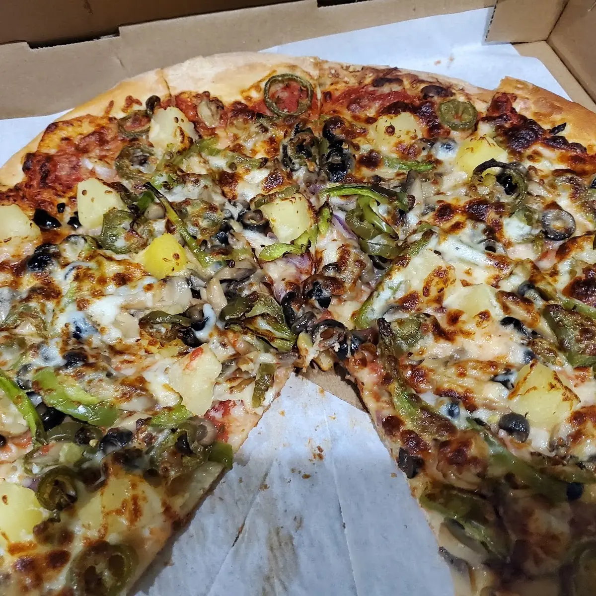 Pepperoni Jalapeño and Mushroom Pizza