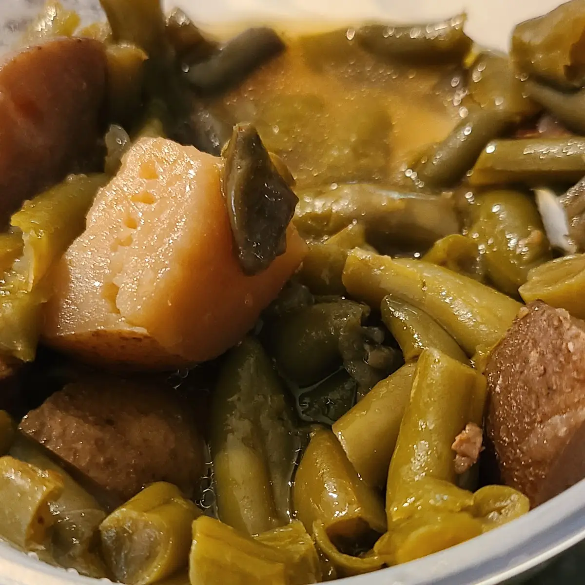 Green Beans Simmered with Potatoes