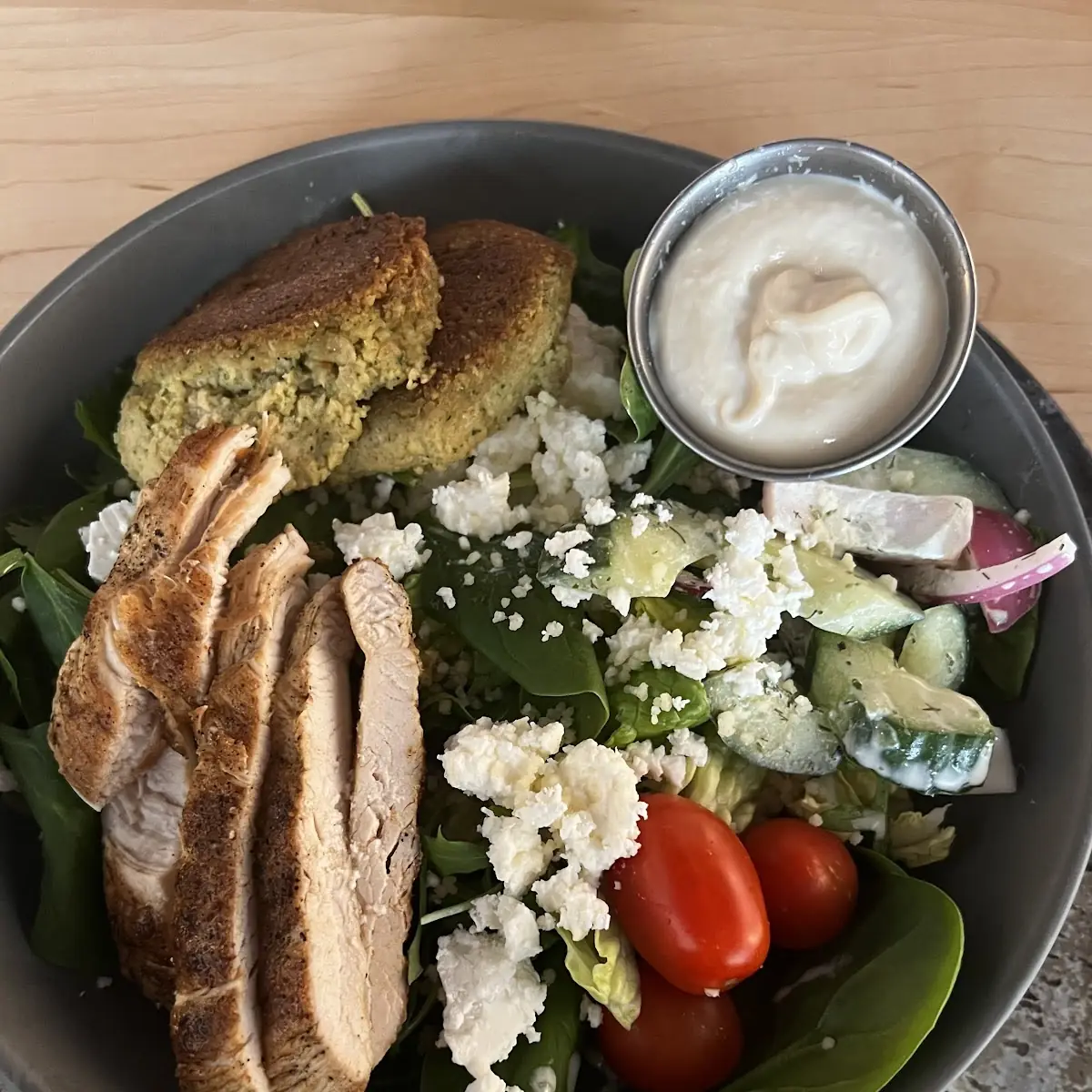 Hummus with Grilled Chicken
