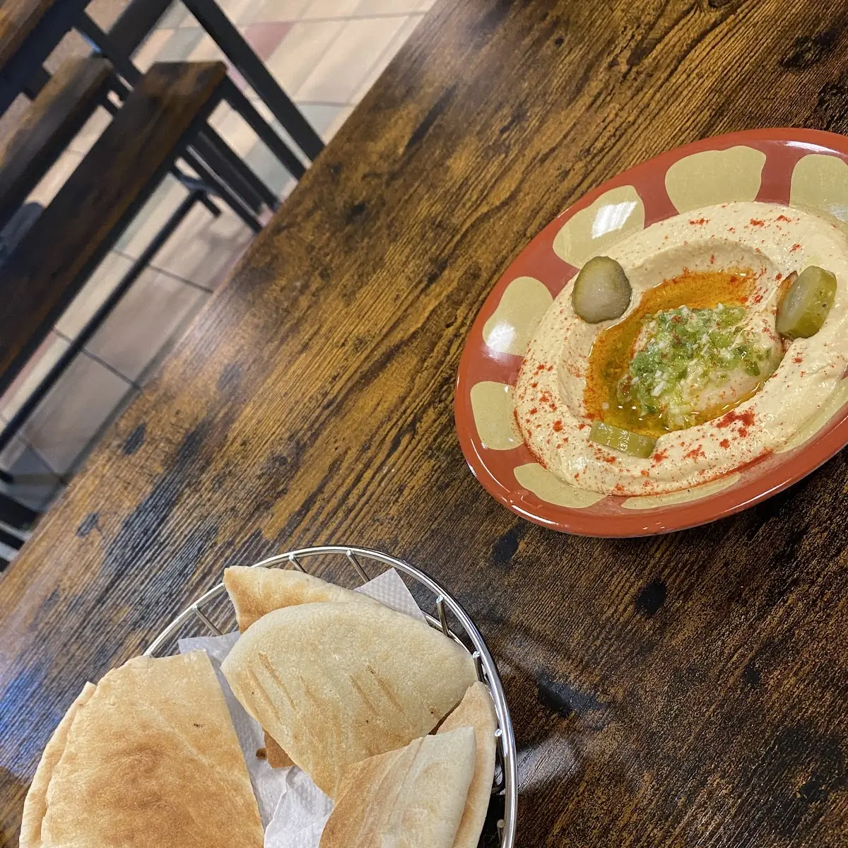 Large Hummus (6x6in)