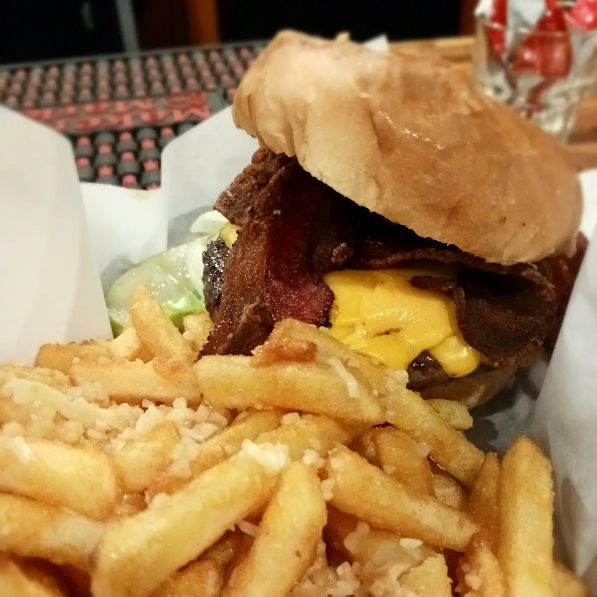 Bacon Cheeseburger & Garlic Fries