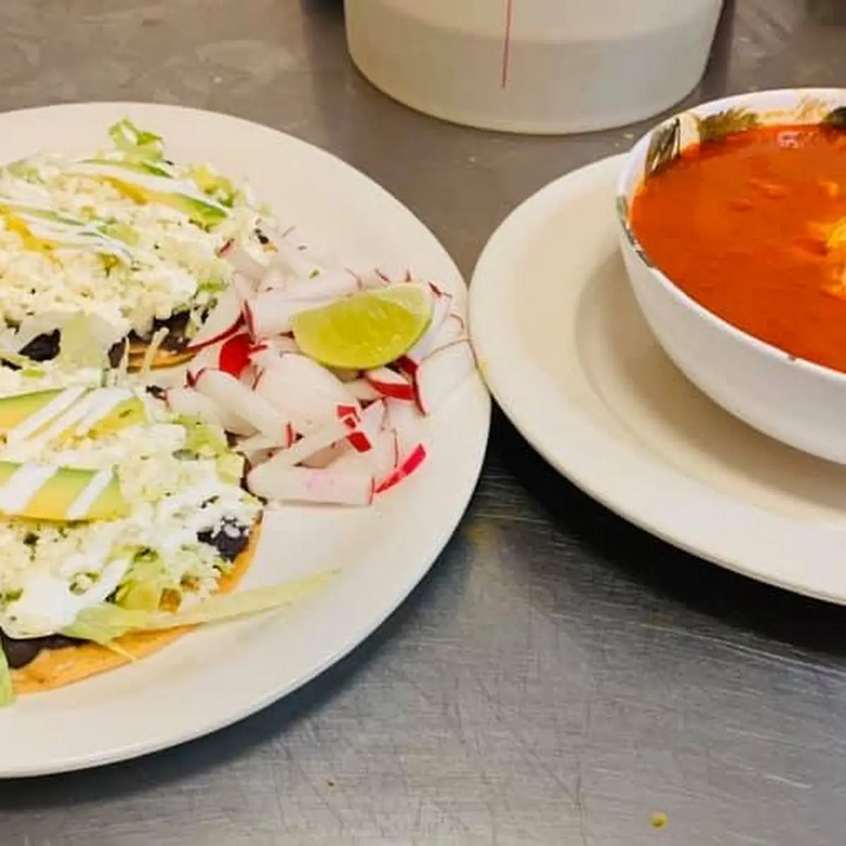 Pozole Rojo de Pollo