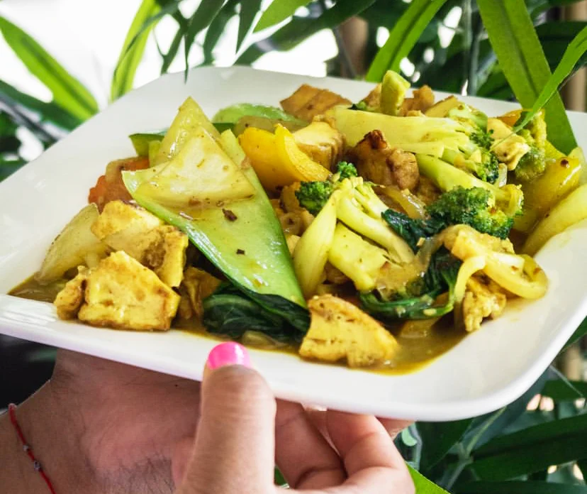 Stir Fry Yellow Curry, Lotus Thai & Vietnamese Cuisine