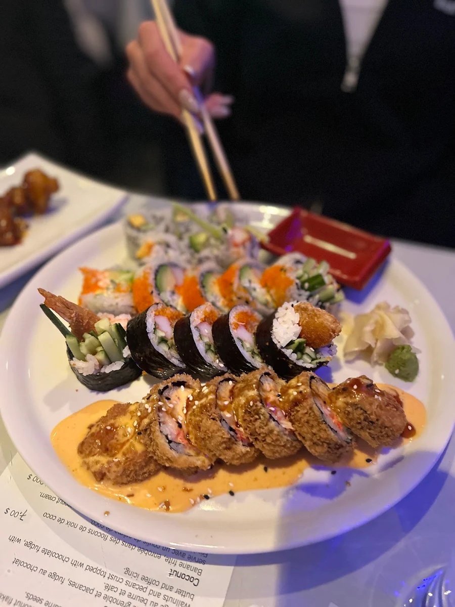 Assiette de Sushis En Table d’hôte, Fusionasie