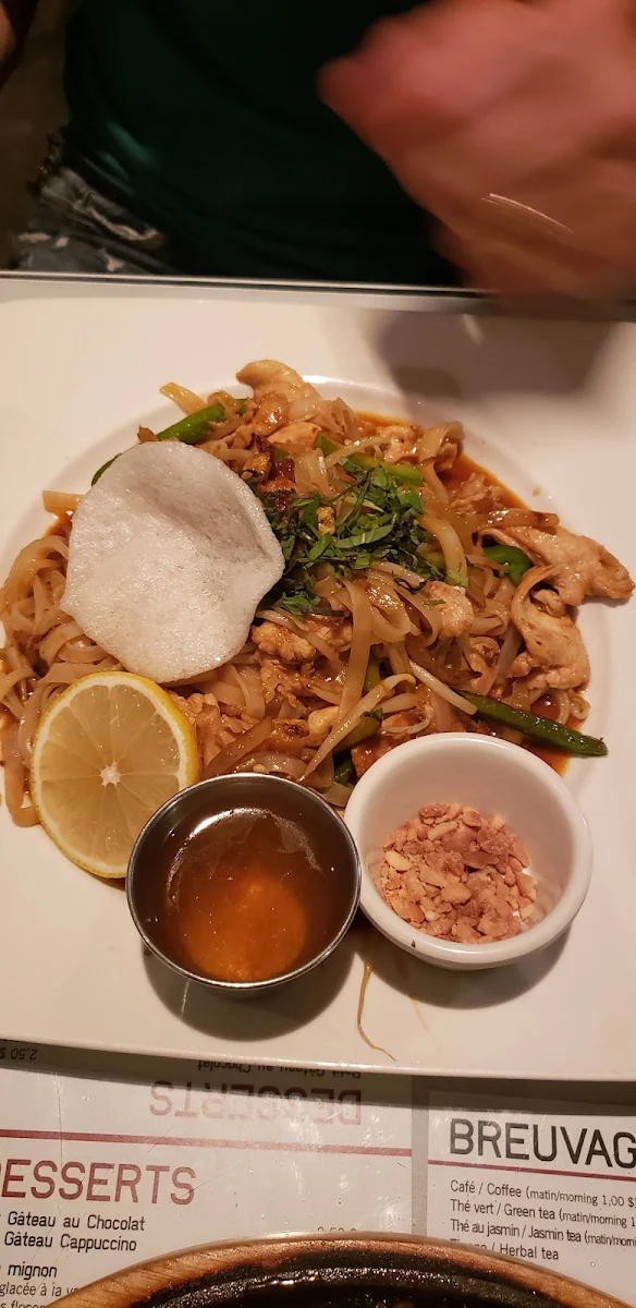 Phad Thai, Fusionasie