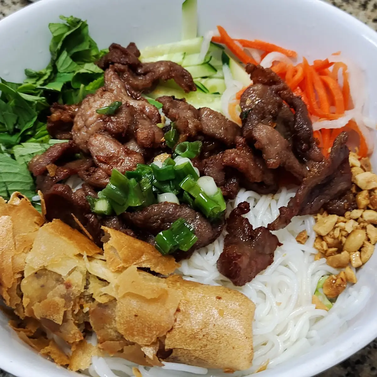 Egg Roll with Vermicelli Bun Cha Gio