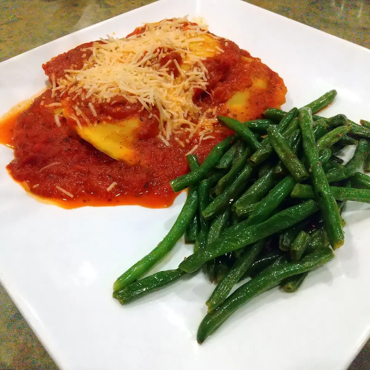 Ravioli with Tomato Sauce