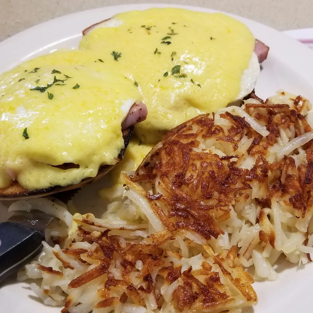 Eggs Benedict and Hash Browns
