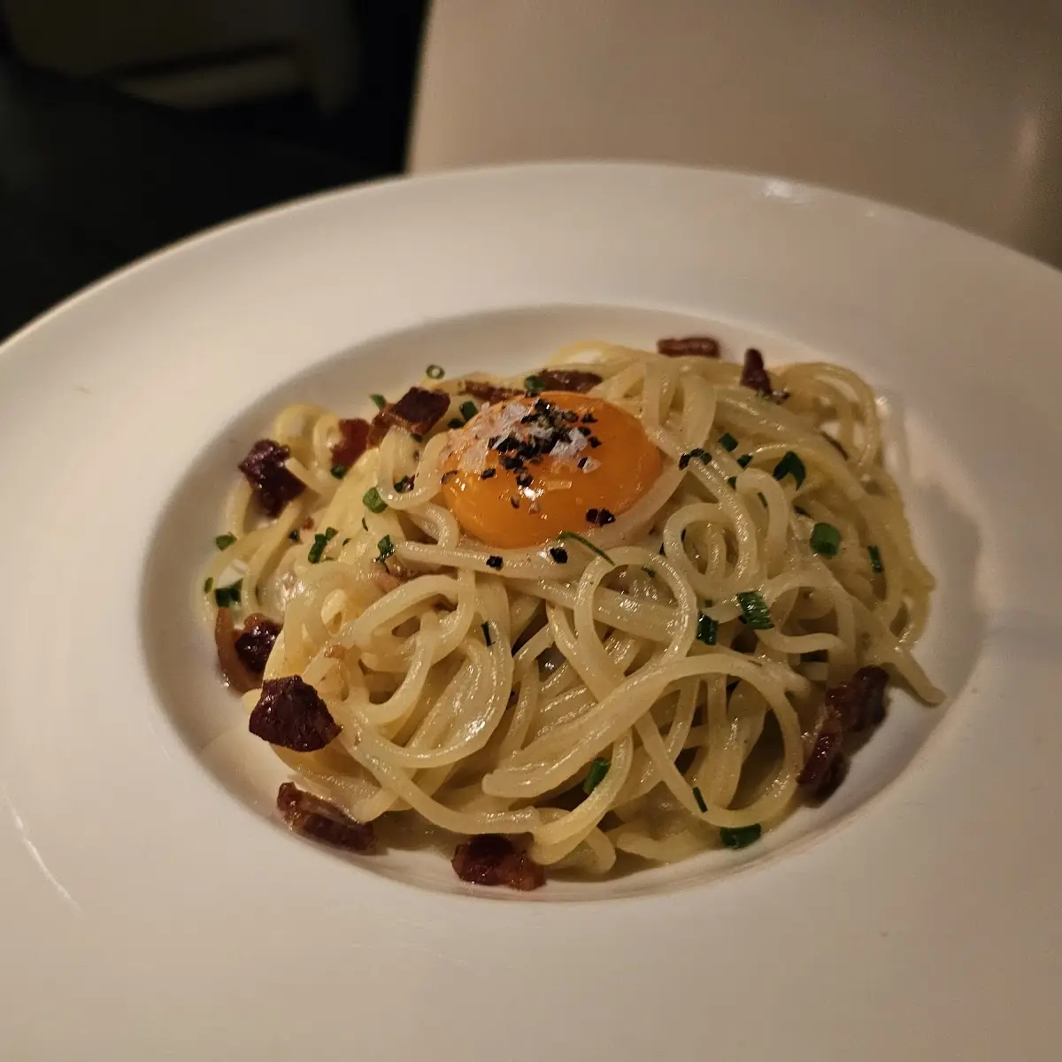 Spaghetti Carbonara with Egg Yolk
