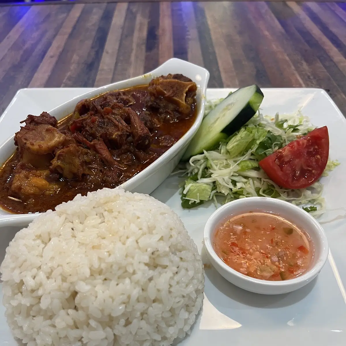 Pollo Guisado