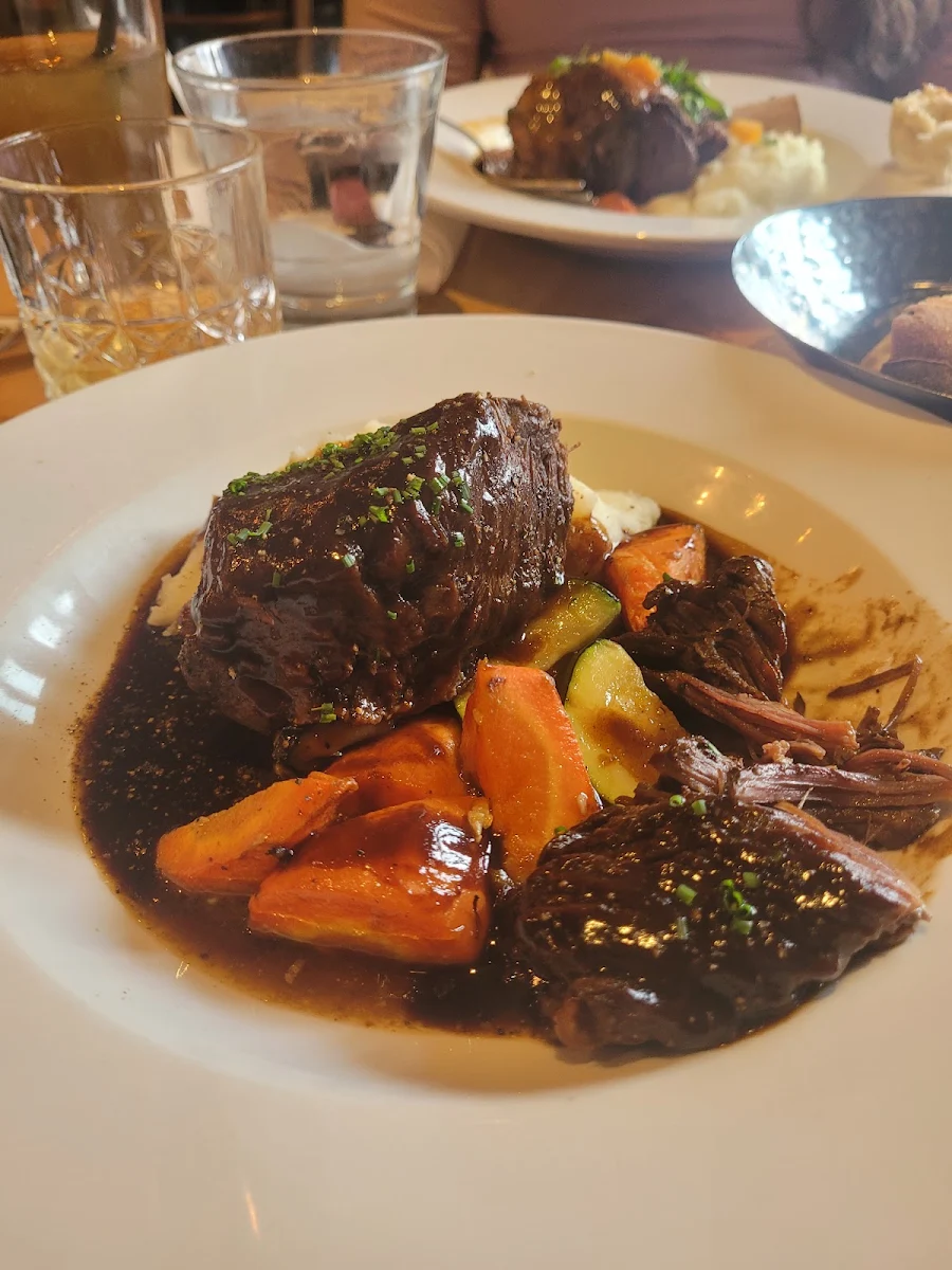 Ale Braised Beef Short Ribs, Vault Restaurant