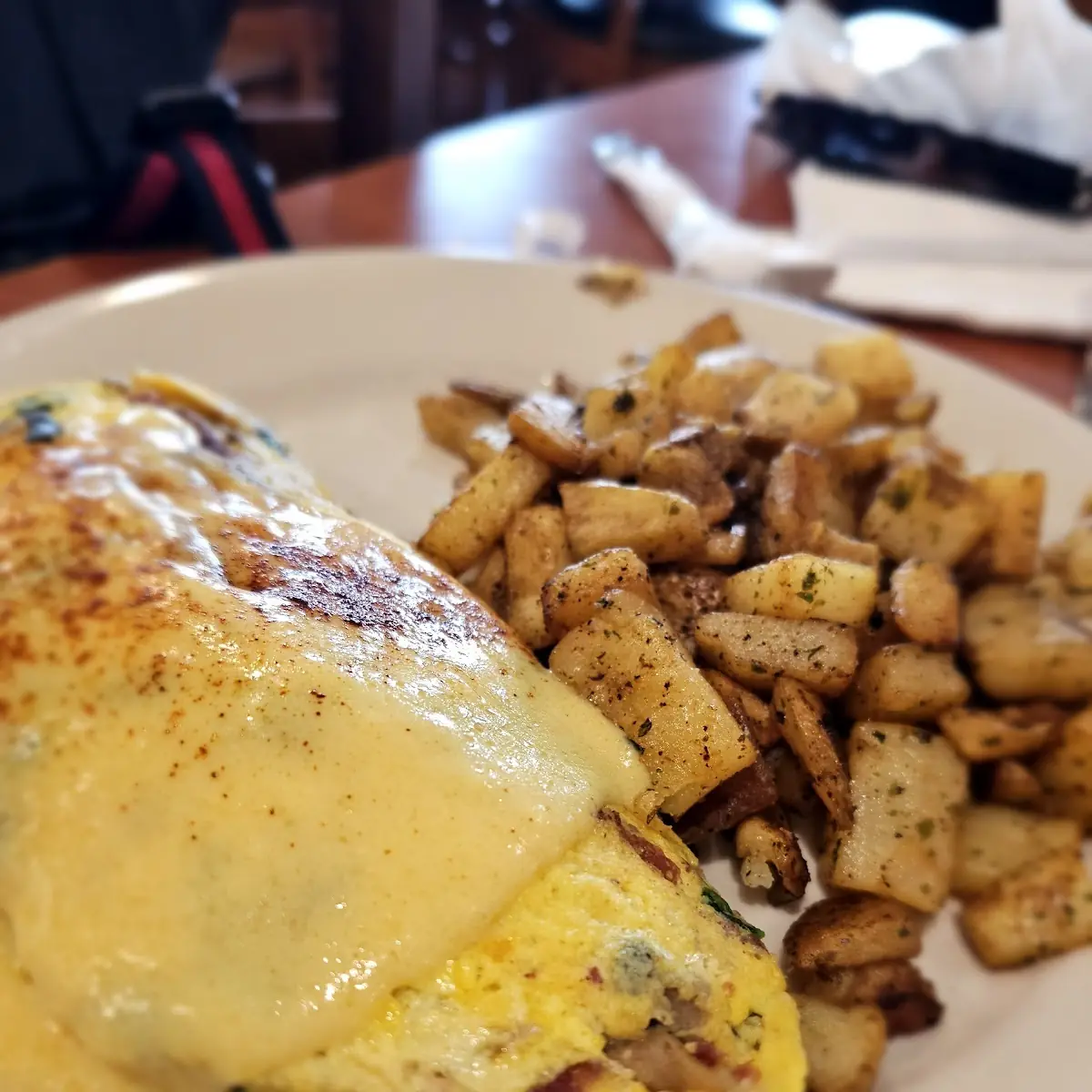 Spinach Mushroom and Cheese Omelette & Potatoes
