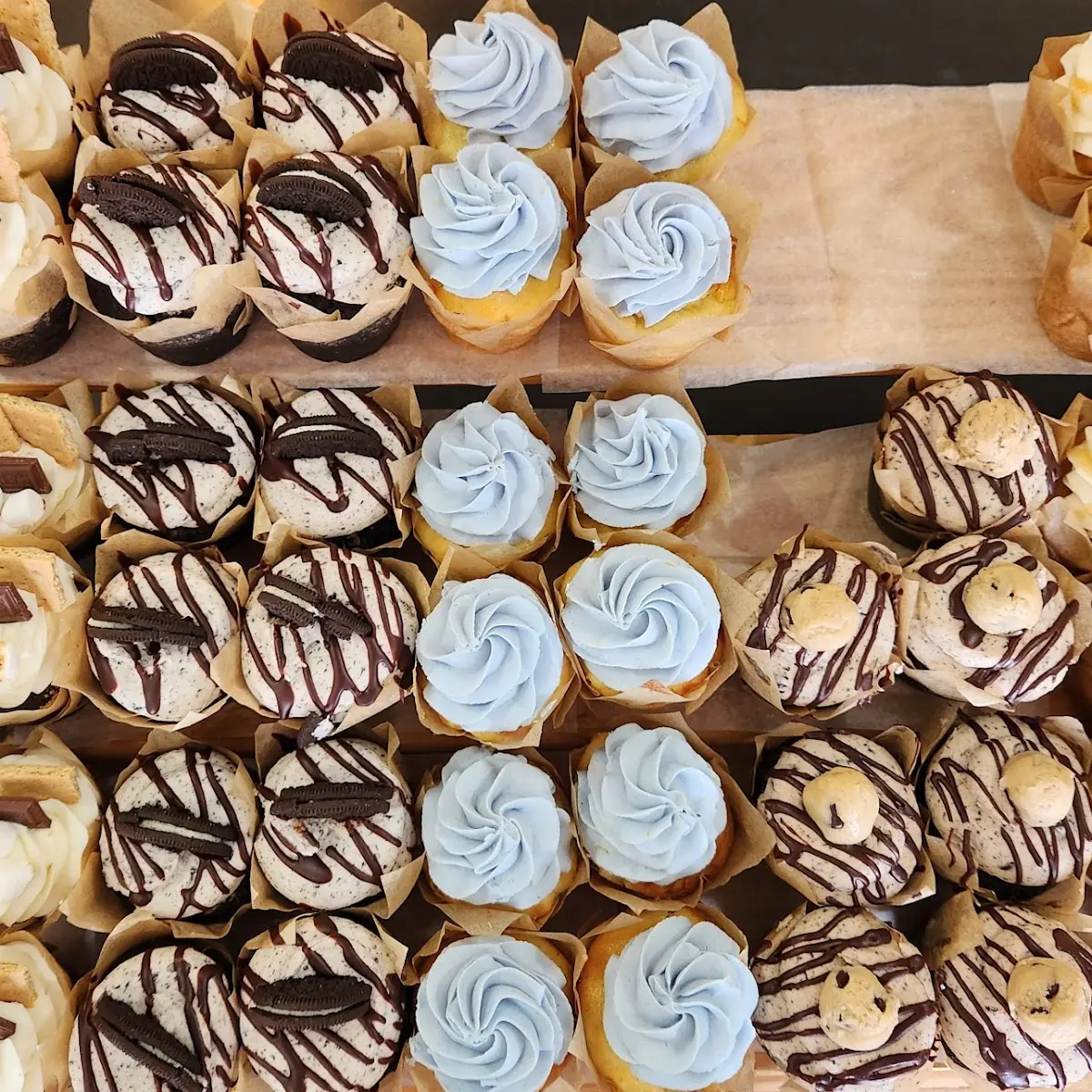 6pk of Assorted Cupcakes