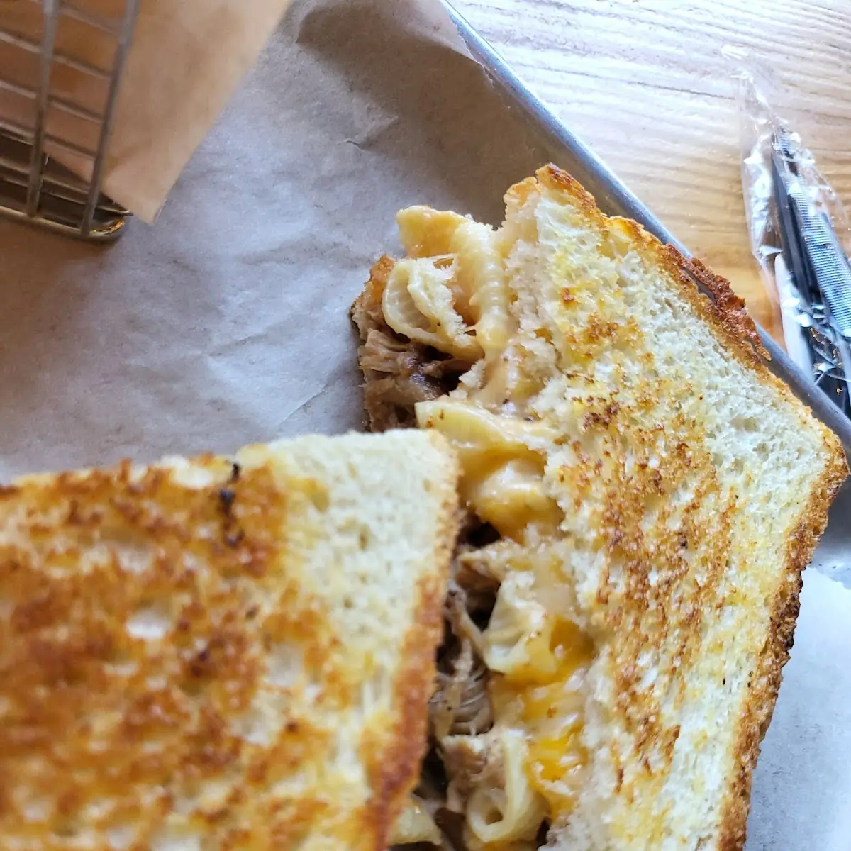 Grilled Mac & Cheese