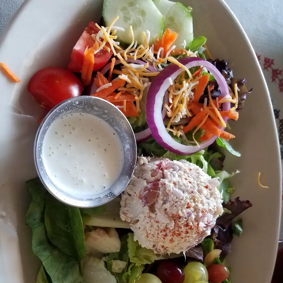 Cold Plate with Chicken Salad
