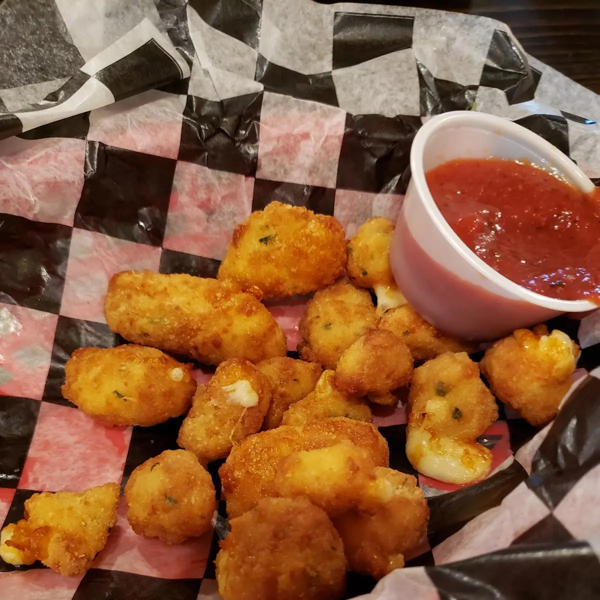 Garlic Cheese Curds