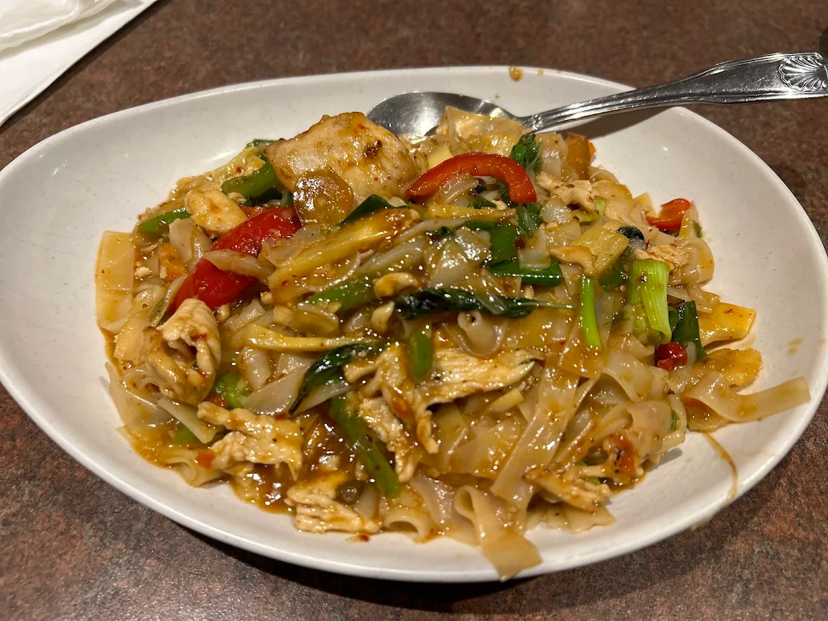 Pad Kee Mow