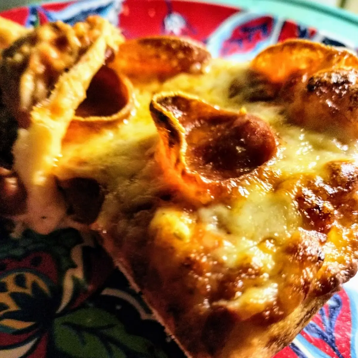 Double Cheese Peperoni Pizza Slice
