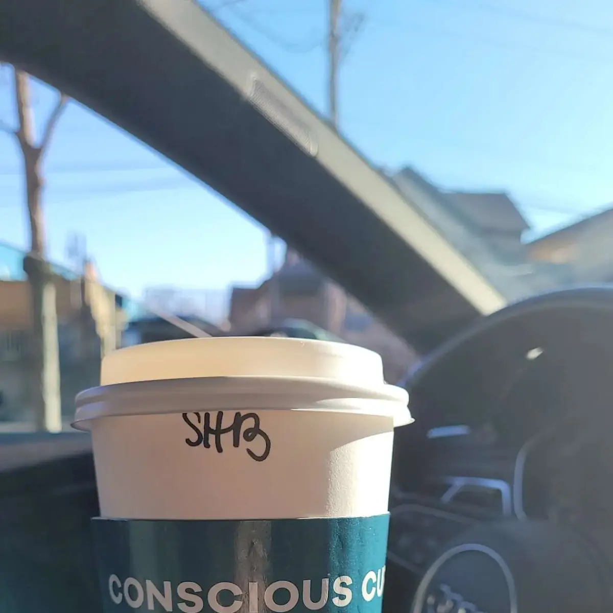 Sweet Honey Bee Latte