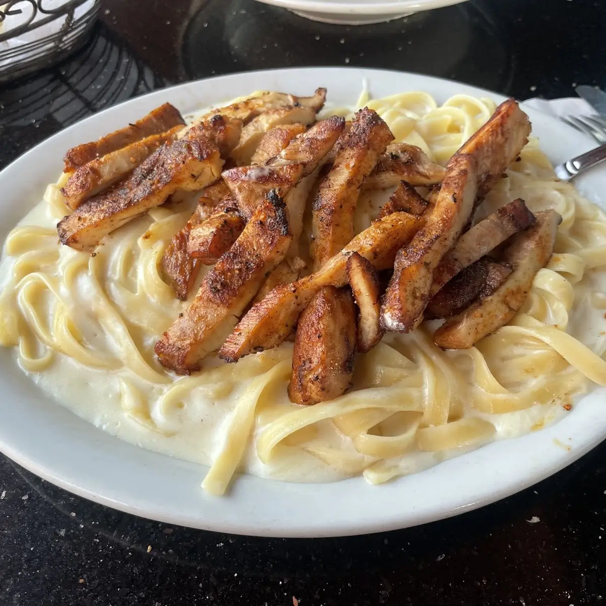 Fettuccine Alfredo