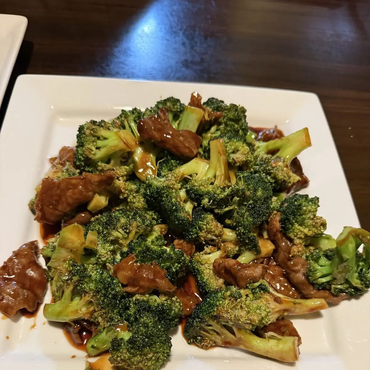 Sauteed Broccoli with Garlic Sauce