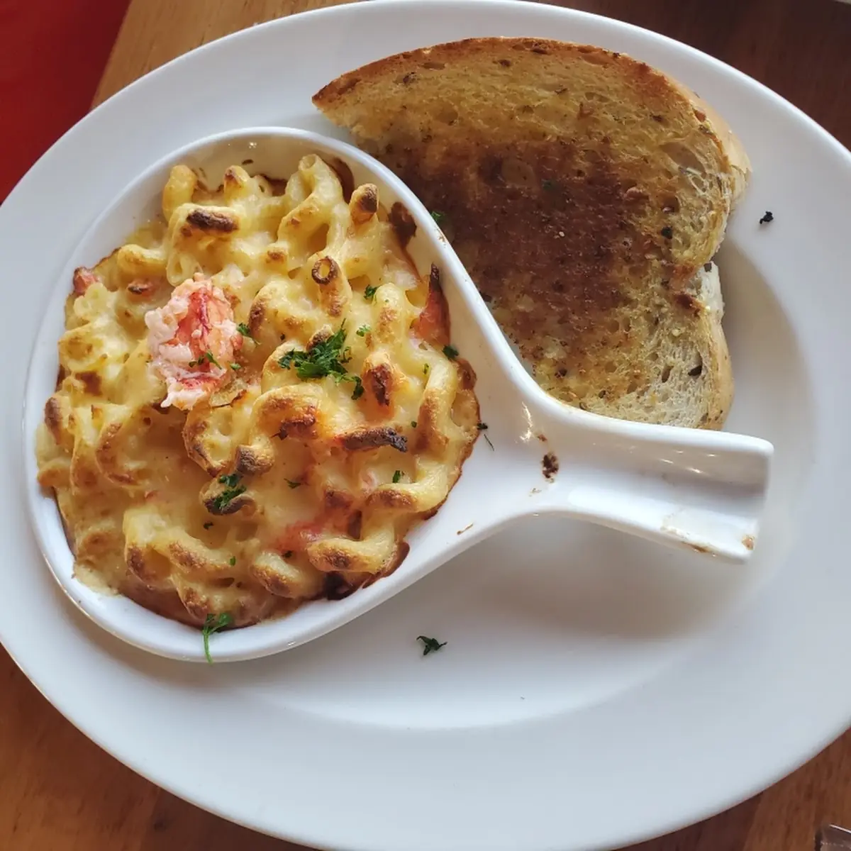 Lobster Mac & Cheese