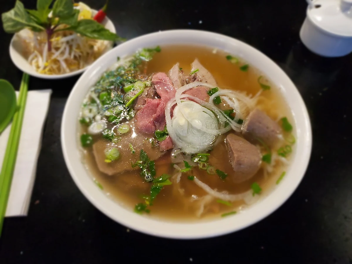 Pho Tai Nam Gan
