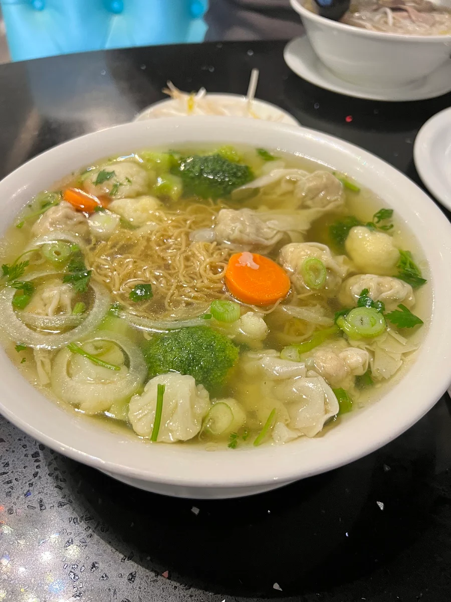 Wonton with Egg Noodles