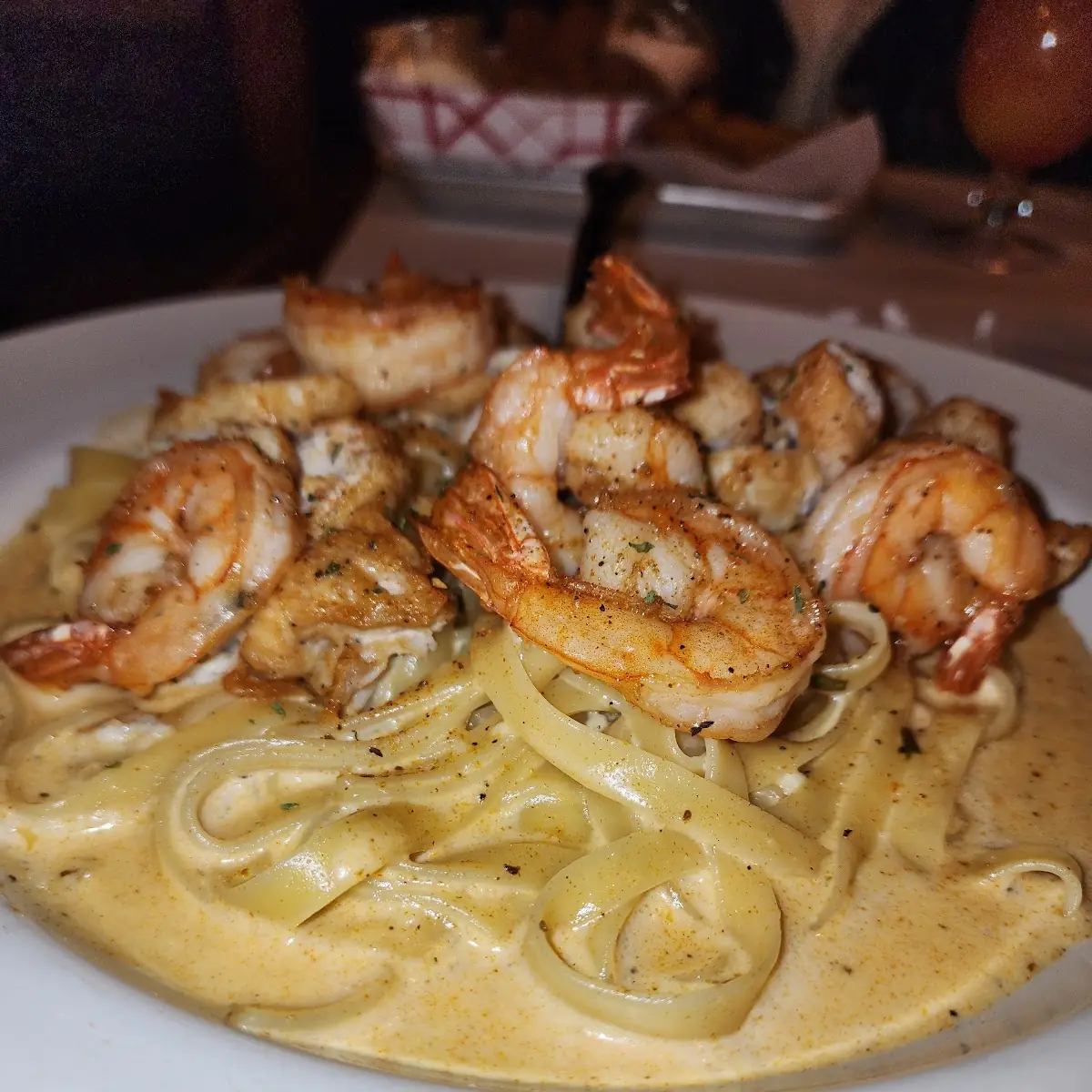 Chicken and Shrimp Alfredo Pasta