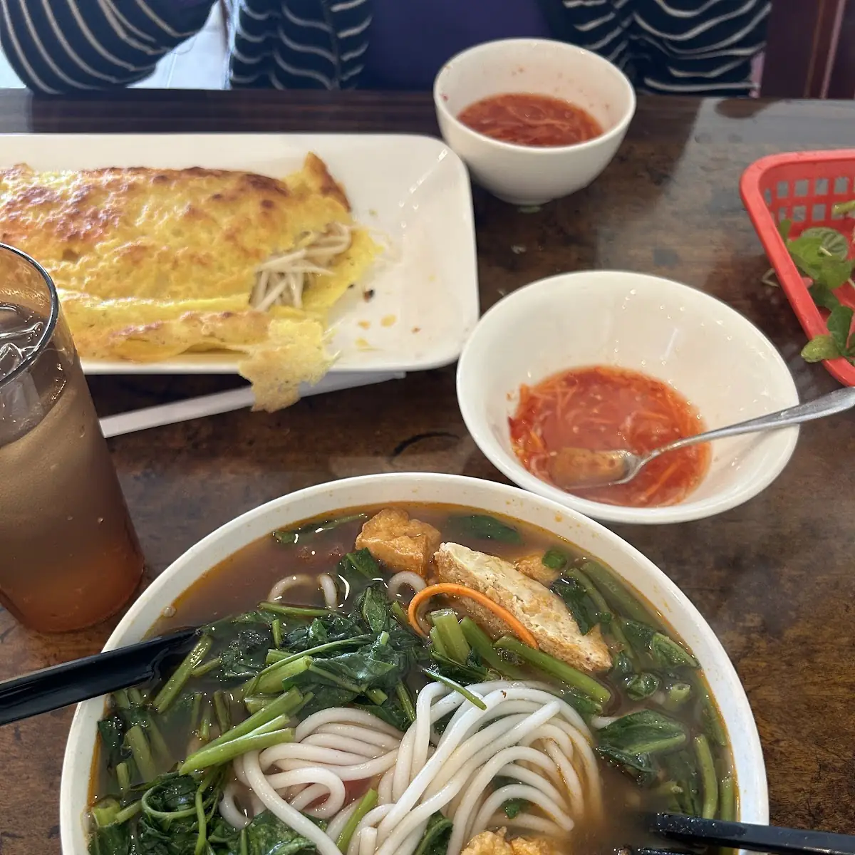 Canh Bun